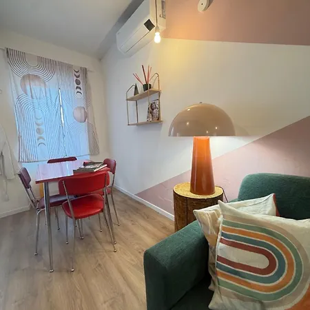 Apartamento Levoasi 7 - Garden, Jacuzzi&sauna Escape