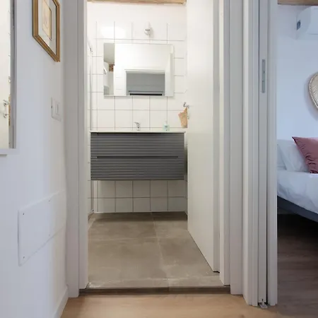 Levoasi 7 - Garden, Jacuzzi And Sauna Escape Apartment *