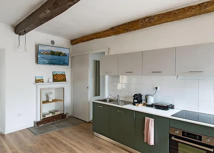 Levoasi 7 Apartman *